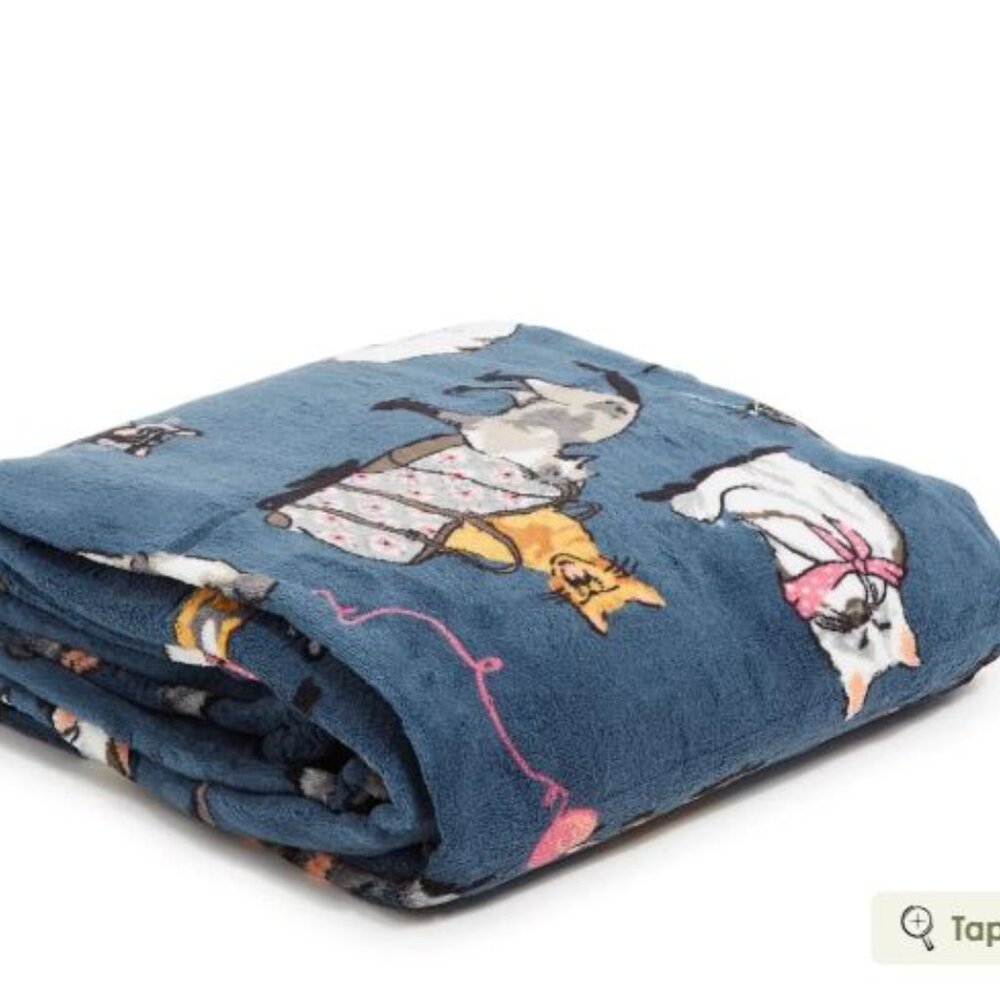 Vera Bradley Fleece Throw Blanket in Cat's Moew   Size 80" x 50" NWT